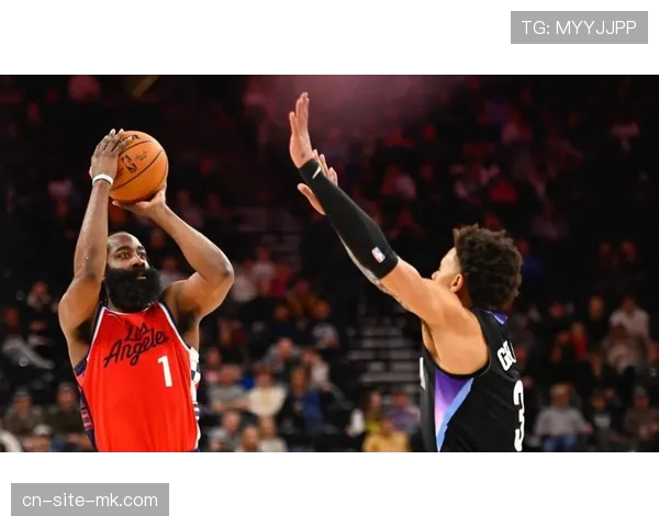 阿特金森明确哈登莫布里挡拆为杀招 骑士进攻空间因阵容调整获改善 阿特金森明确哈登莫布里挡拆为杀招 骑士进攻空间因阵容调整获改善